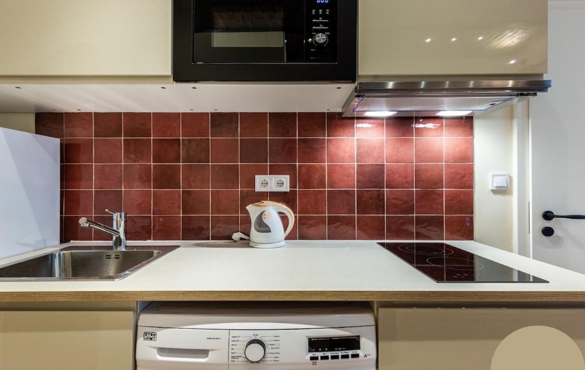 Apartamento Cozy In Akacfa St, Sun Budapest